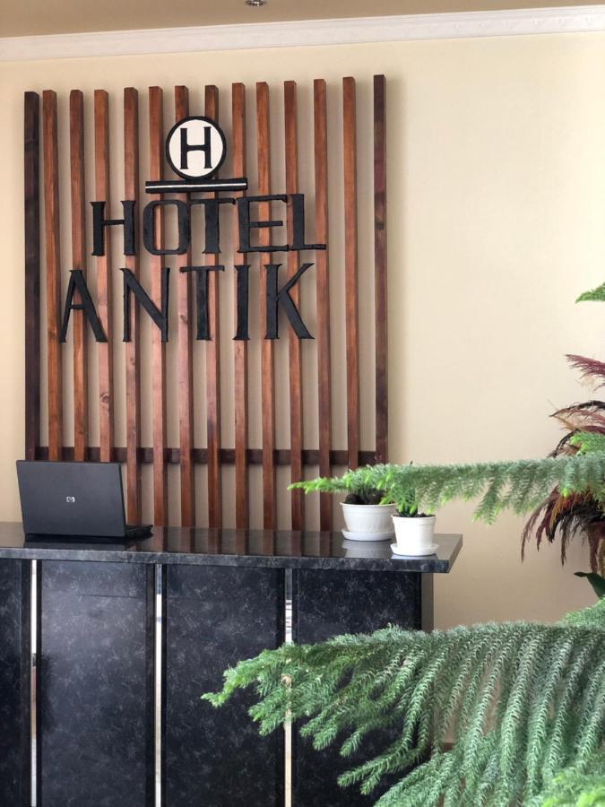 Hotel Antik Golem  Exteriér fotografie